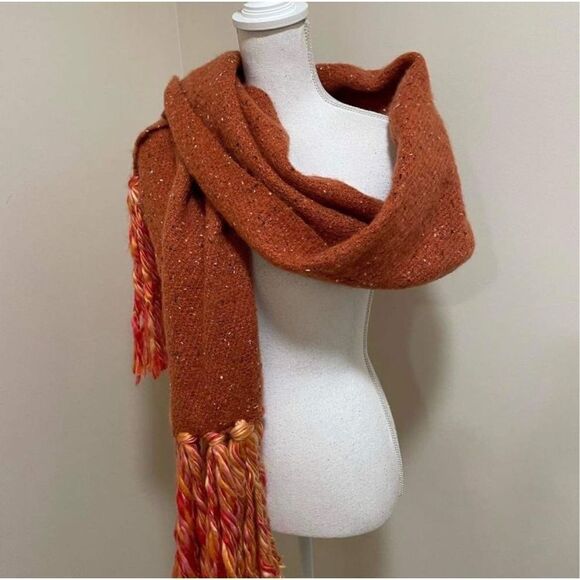 New Anthropologie Tasseled Blanket Scarf - Picture 5 of 10